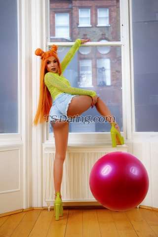 trans girl mistressleti 6653606