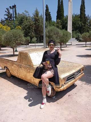 trans girl monicaHADID 0477578 trans girl monicaHADID 0477578