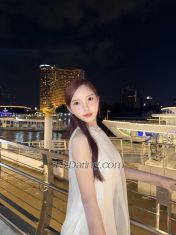 Nadeerra Bangkok TS escort 