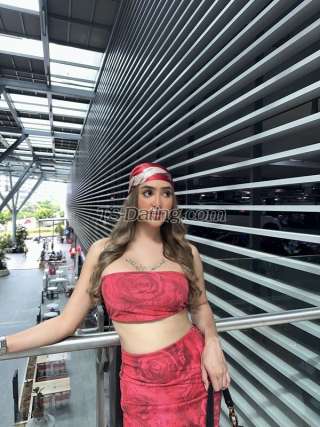 trans girl NadiaNad 0118944