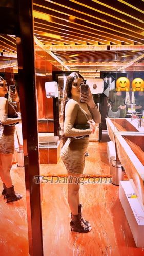 trans girl Nainna 0042817 trans girl Nainna 0042817