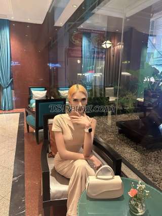 trans girl Nalinchat 0626295 trans girl Nalinchat 0626295