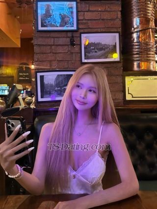 trans girl Nanxxx 2321967