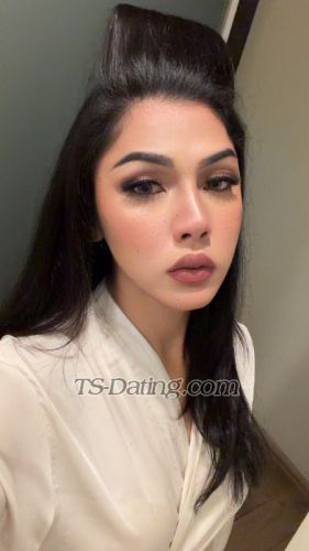 trans girl NaomiNaomi 0590719 trans girl NaomiNaomi 0590719