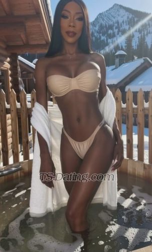 trans girl naomitop 1426914