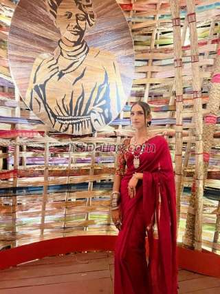 trans girl Nashasingh 0951937 trans girl Nashasingh 0951937