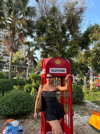 trans girl Nasrin 5496158