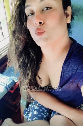 trans girl Nataashaa 6171606