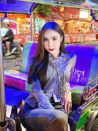 trans girl Natthamol 8052868