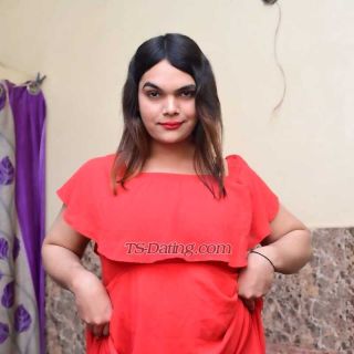 trans girl Nayraa 4077143