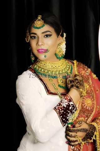 trans girl Neharoy 2077592 trans girl Neharoy 2077592