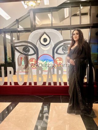 trans girl Neharoy 9698274 trans girl Neharoy 9698274