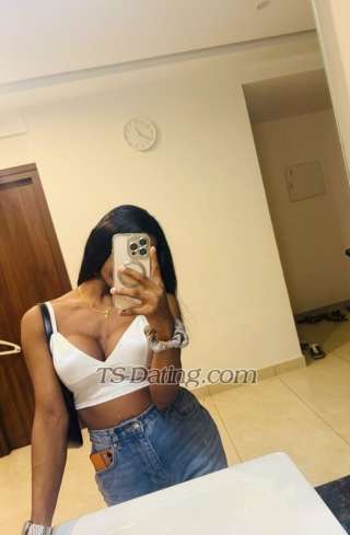 trans girl Neidha 2450127 trans girl Neidha 2450127