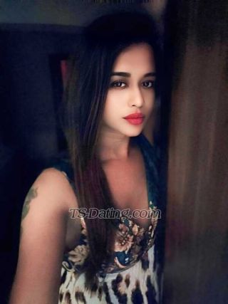 trans girl NiaLove 5071210