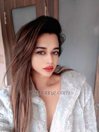 trans girl NiaLove 6761957