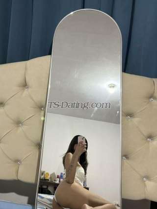 trans girl NicoleFerrar 5030502