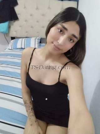 trans girl NicoleFerrar 5030538