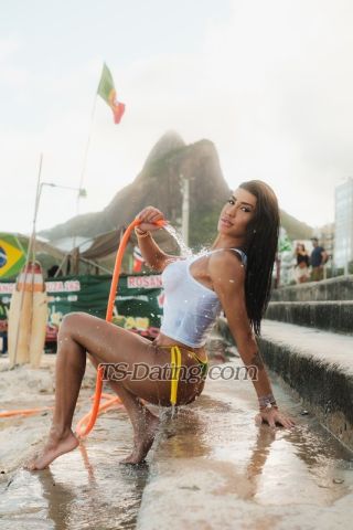 trans girl Nicolealeixo 9426558