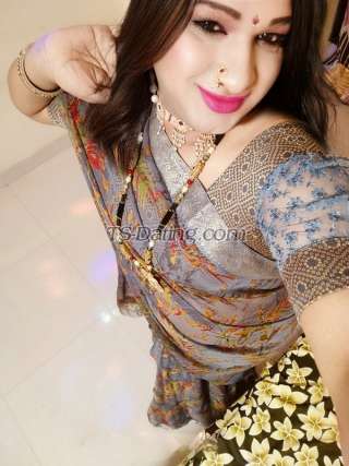 trans girl Nihari 9689160