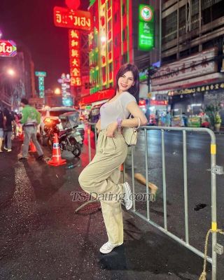 trans girl Nikasohahott 8830850