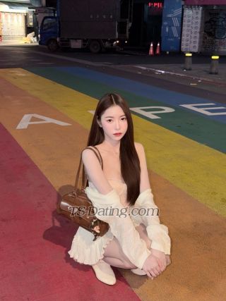 trans girl Nonghunny 6764580