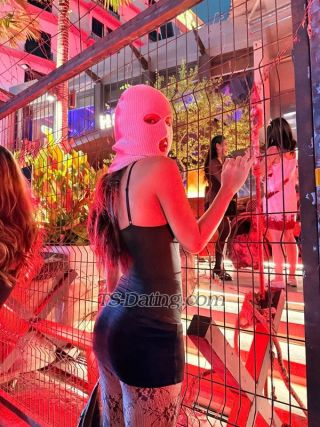 trans girl NueyNuey789 2151718