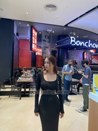 trans girl NueyNuey789 2842093