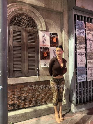 trans girl NueyNuey789 6472625