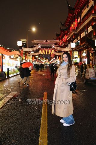 trans girl najadoll 1510985