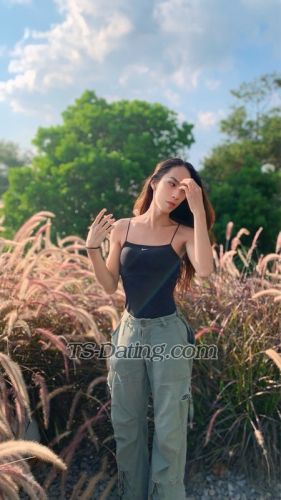 trans girl naughtykinara 2510706