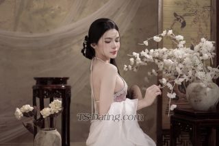 trans girl ngocnhien395 8289240