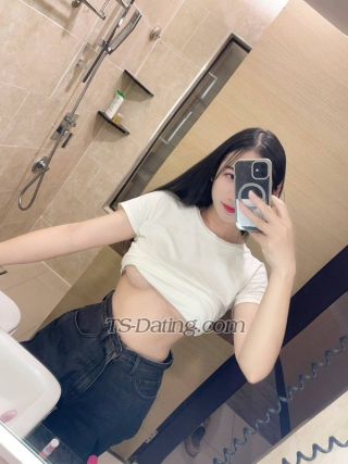 trans girl nunthaya 4011578