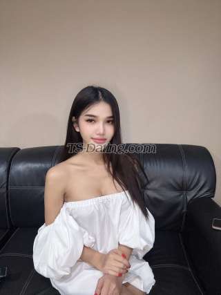 trans girl Oiysai1523 8324449