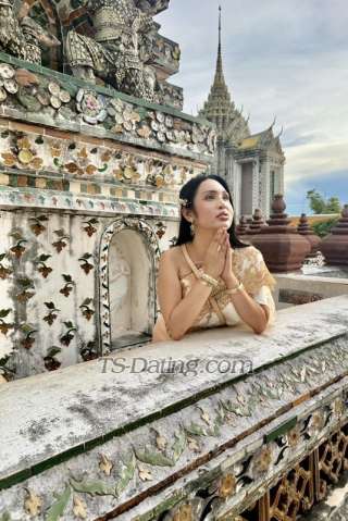 trans girl OnTopErich 3010741