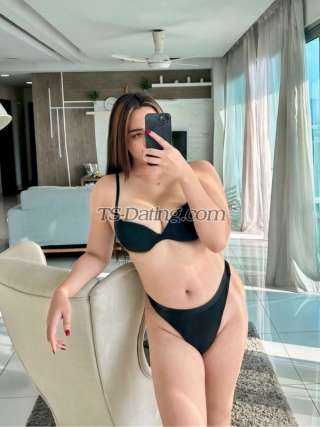 trans girl omgxiya 3761420