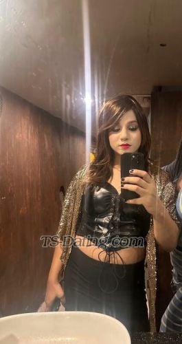 trans girl 9inchcock 5017090