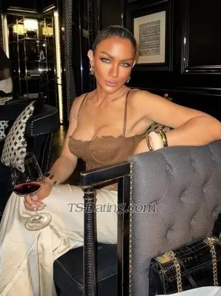 Shemale Pailin 2092359 Shemale Pailin 2092359