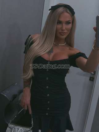 trans girl Pam134 7017582 trans girl Pam134 7017582