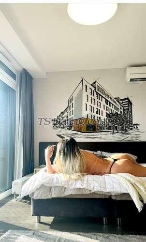 trans girl PamelaOnassi 0018152