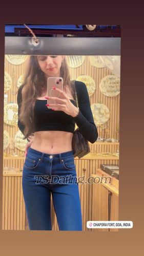 trans girl PiyaTanwani 0788071 trans girl PiyaTanwani 0788071