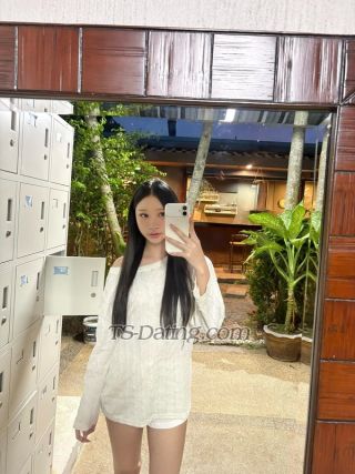 trans girl Ponnychd 4266087