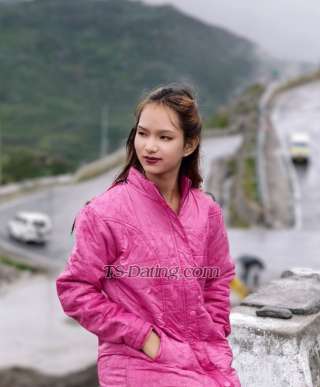 trans girl PoonamJaan 1822682