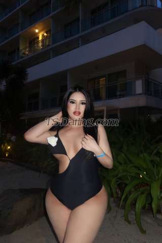 trans girl Prataparson 7773040