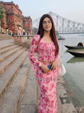 trans girl PriyaRoy21 6762012 trans girl PriyaRoy21 6762012
