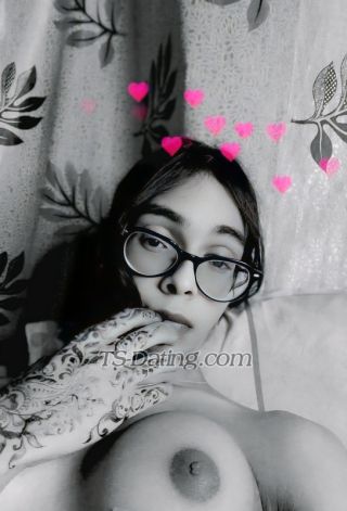 trans girl PriyaRoy21 8159646