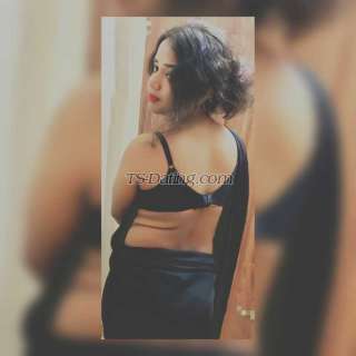 trans girl piyaroy 6852392