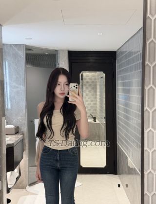 trans girl ployrin 8574527