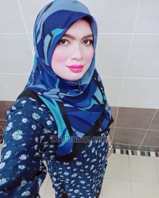 trans girl QistinaSalmi 0051464