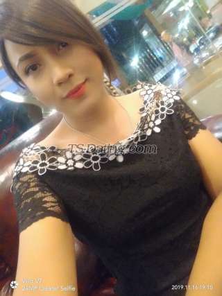 trans girl QueHuLaura 7275443