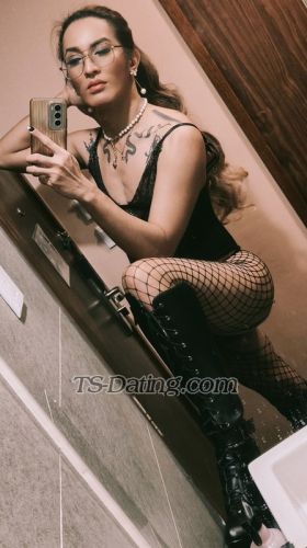 trans girl QueenDresser 6660054 trans girl QueenDresser 6660054